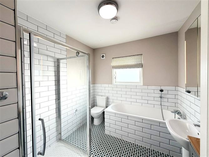 Dunville Avenue, Ranelagh