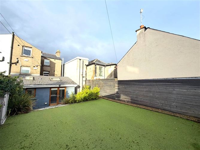 Dunville Avenue, Ranelagh