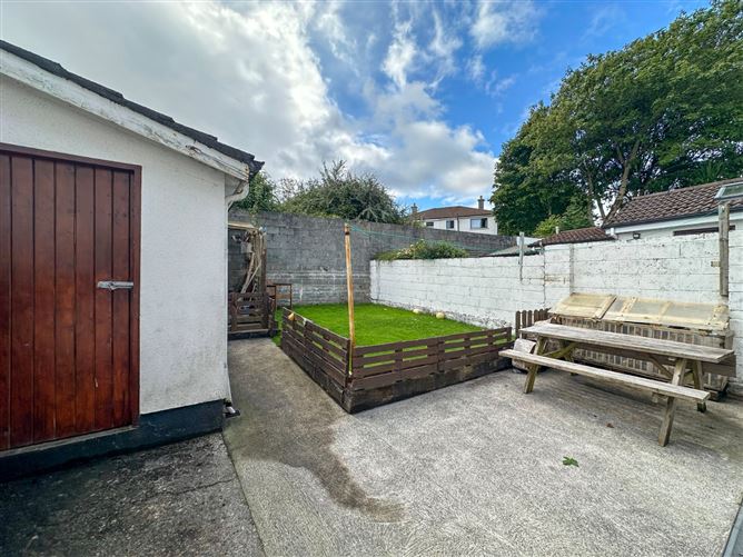 Photo 22 of 23 — 50 Tudor Lawn, Newcastle, Galway