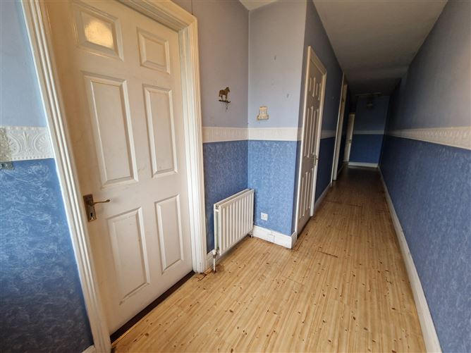 7 Larch Hill, Swinford, Co. Mayo