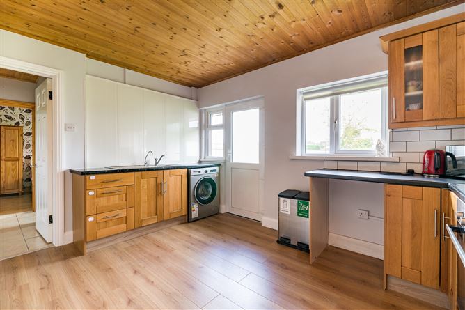 23 St Broughan's Park, Bracknagh, Offaly