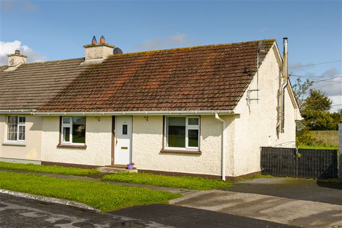 23 St Broughan's Park, Bracknagh, Offaly