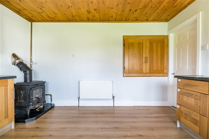 23 St Broughan's Park, Bracknagh, Offaly