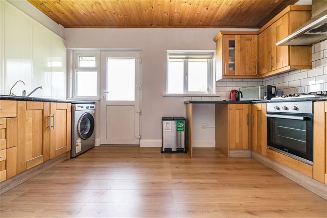23 St Broughan's Park, Bracknagh, Offaly