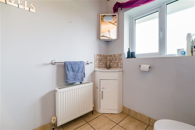 23 St Broughan's Park, Bracknagh, Offaly