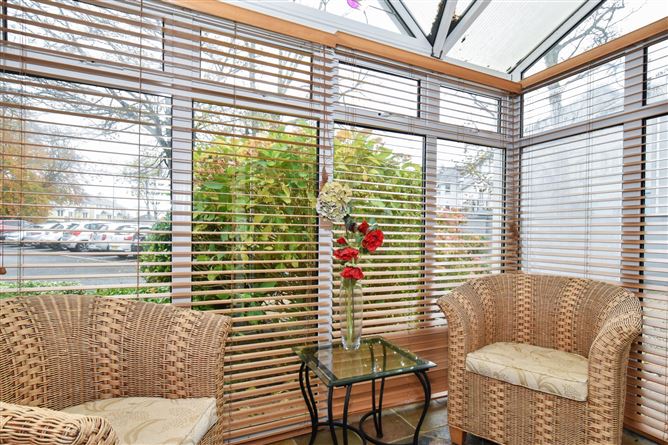 7 Crescent Green, The Crescent, Salthill, Galway