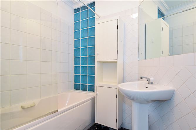 7 Crescent Green, The Crescent, Salthill, Galway