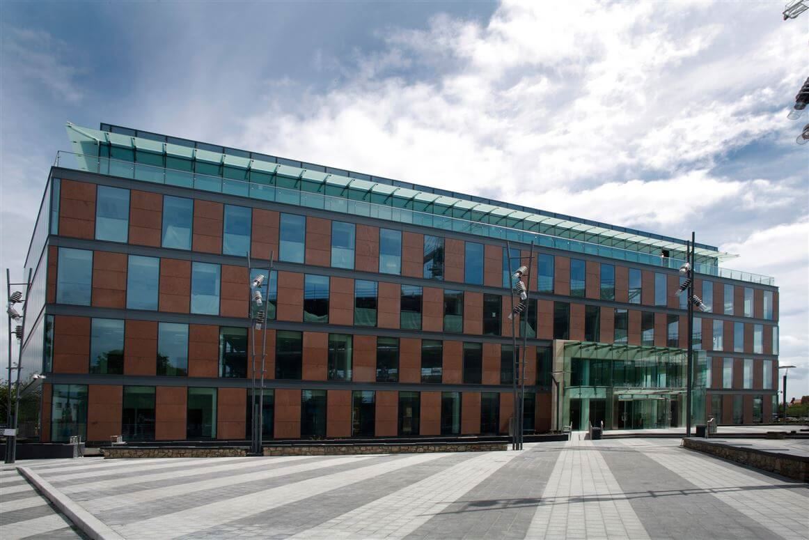 Simmonscourt House, Ballsbridge, Dublin 4