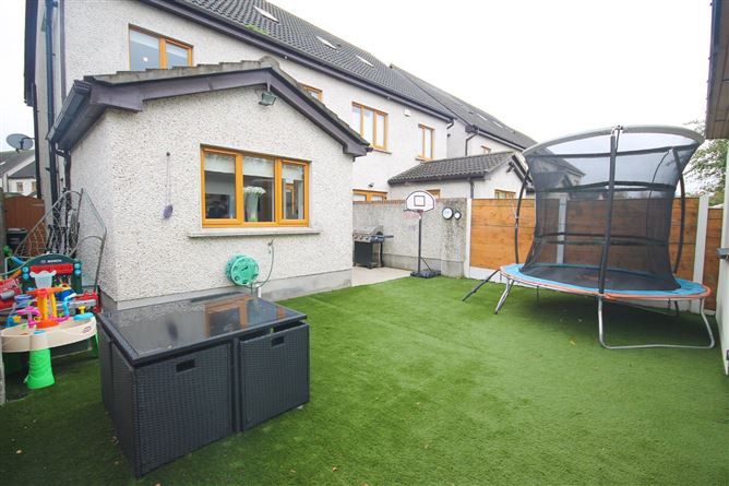 5 Broadfield Glen, Broadfield Manor, Rathcoole, Co. Dublin