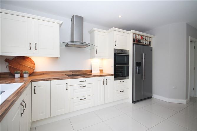 5 Broadfield Glen, Broadfield Manor, Rathcoole, Co. Dublin