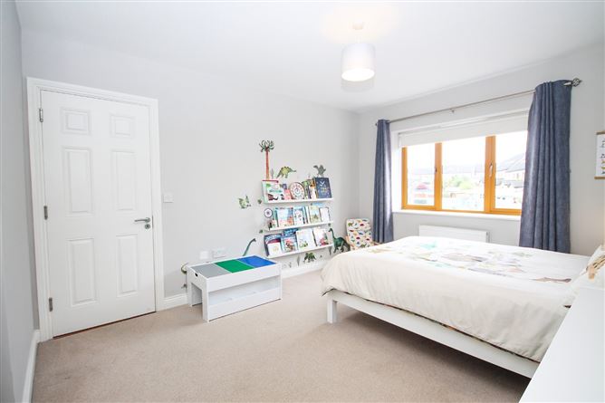 5 Broadfield Glen, Broadfield Manor, Rathcoole, Co. Dublin