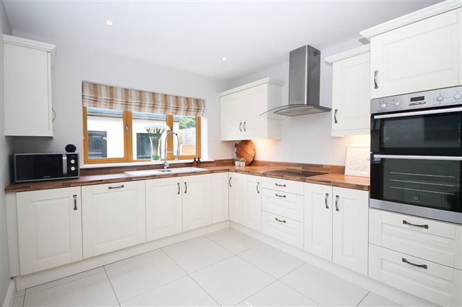 5 Broadfield Glen, Broadfield Manor, Rathcoole, Co. Dublin