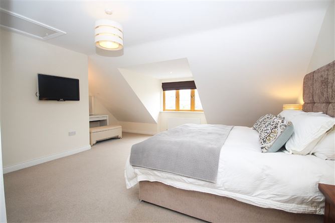 5 Broadfield Glen, Broadfield Manor, Rathcoole, Co. Dublin