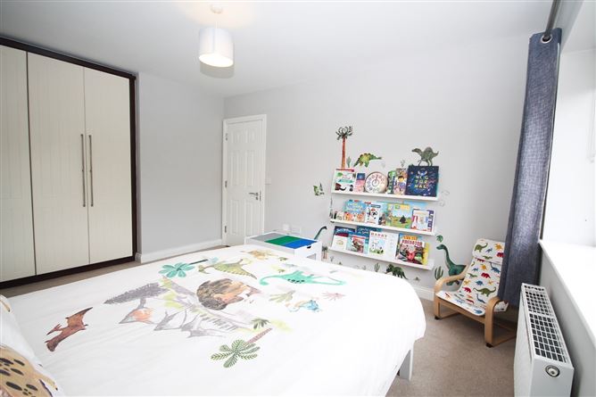5 Broadfield Glen, Broadfield Manor, Rathcoole, Co. Dublin