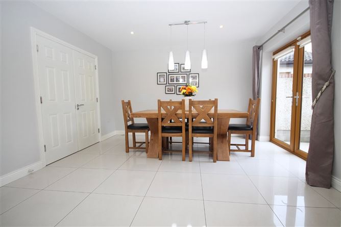 5 Broadfield Glen, Broadfield Manor, Rathcoole, Co. Dublin