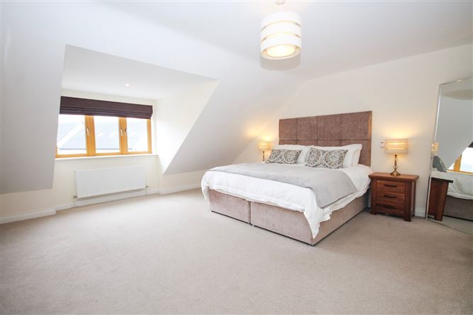 5 Broadfield Glen, Broadfield Manor, Rathcoole, Co. Dublin