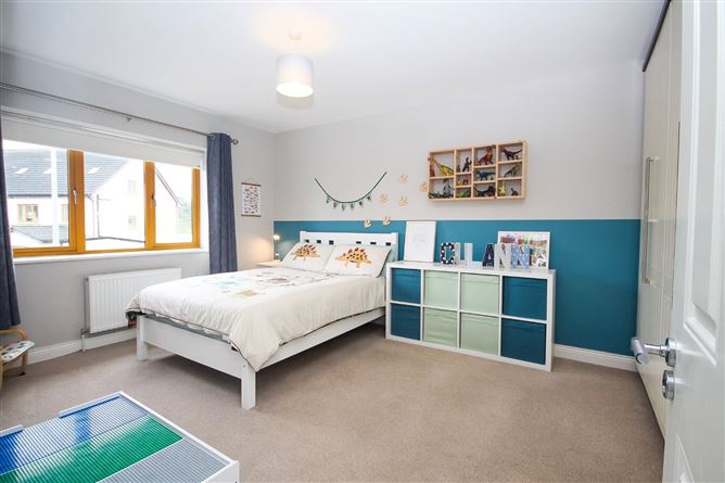 5 Broadfield Glen, Broadfield Manor, Rathcoole, Co. Dublin