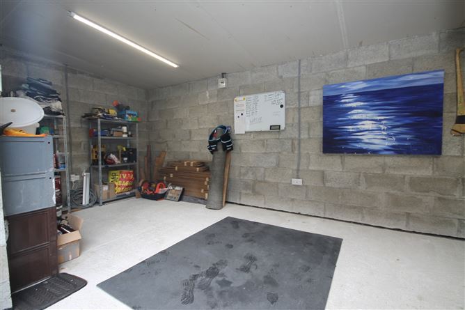5 Broadfield Glen, Broadfield Manor, Rathcoole, Co. Dublin