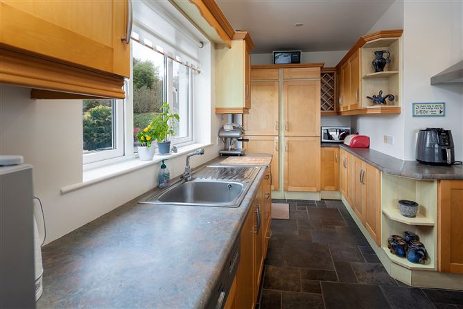 Ranagard, Moanroe, Ladysbridge, Garryvoe, Cork