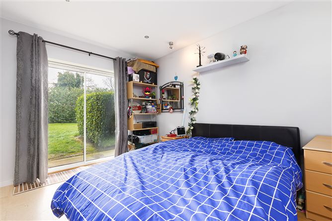 Photo 15 of 17 — 59 Beechdale Court, Ballycullen,   Dublin 24