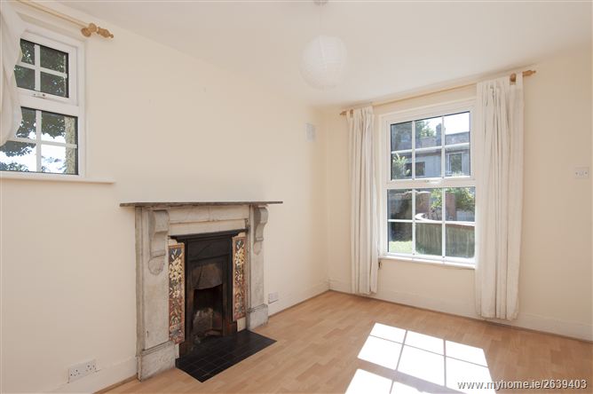 27 Beaufield Park, Stillorgan, County Dublin