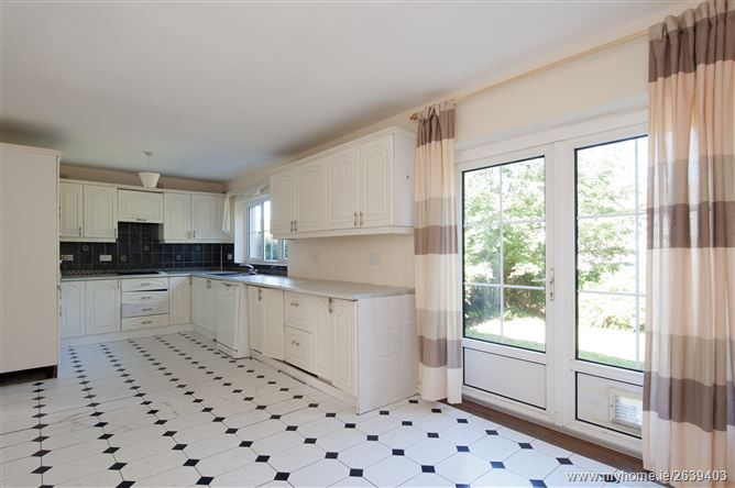 27 Beaufield Park, Stillorgan, County Dublin