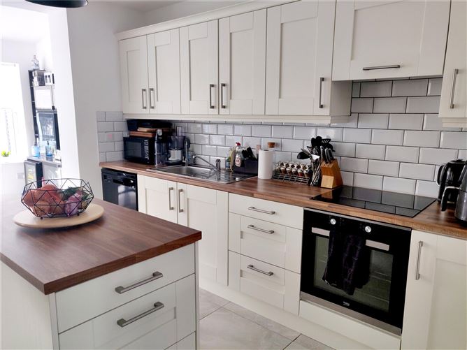 30 Hampton Gardens Avenue, Naul Road, Balbriggan, Co. Dublin