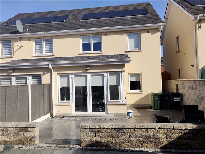 30 Hampton Gardens Avenue, Naul Road, Balbriggan, Co. Dublin