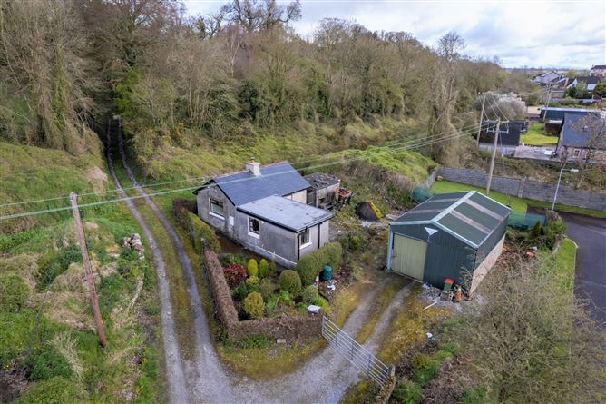 Railway Lodge, Leaselands, Mallow, Co. Cork.