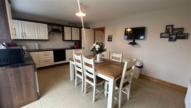 No. 2 The Orchards, College Manor, Cobh, Co Cork, Cobh, East Cork