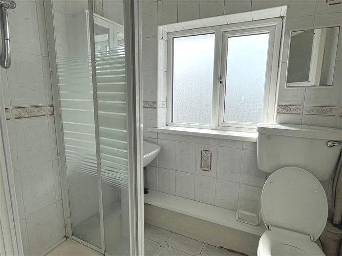 Photo 15 of 16 — 21 St. Lawrences Park, Garryowen, Limerick