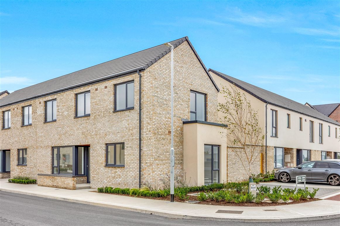 27 Kennan Avenue, Luttrellstown Gate, Dublin 15, Dublin