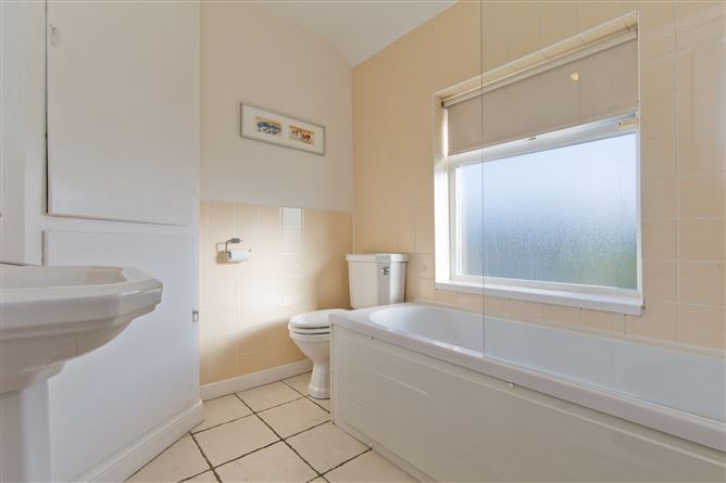 Photo 9 of 11 — 94 New Ireland Road, Rialto, Dublin 8
