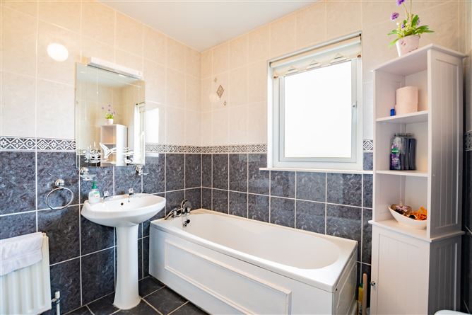 284 Greenpark Meadows, Mullingar, Co. Westmeath