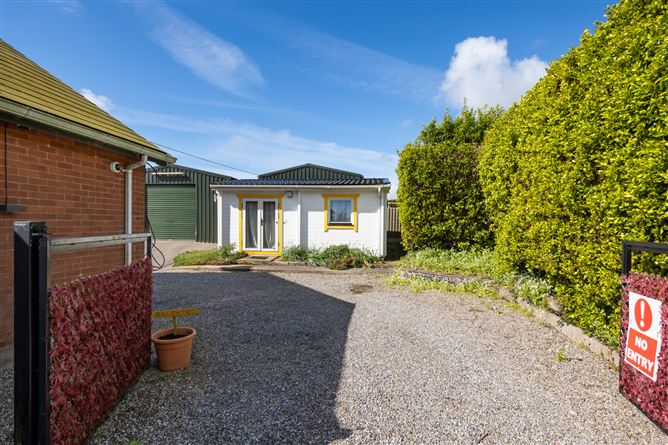 Coral Gables Guesthouse, Ballycowan, Tagoat, Co. Wexford