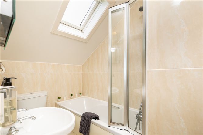 Coral Gables Guesthouse, Ballycowan, Tagoat, Co. Wexford