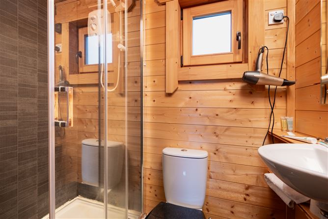 Coral Gables Guesthouse, Ballycowan, Tagoat, Co. Wexford