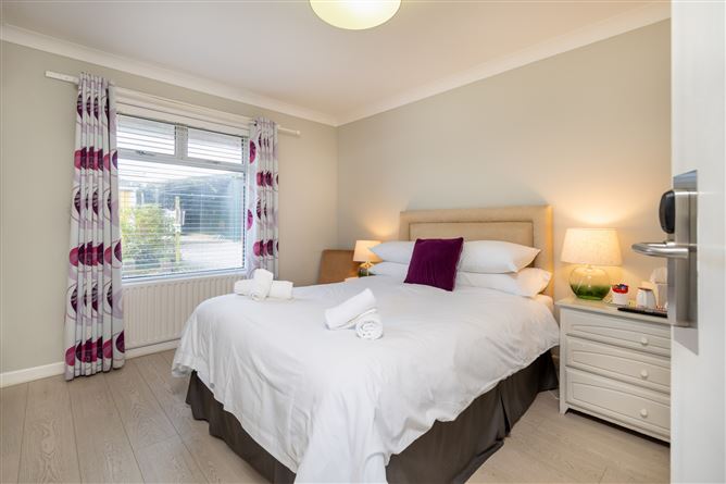 Coral Gables Guesthouse, Ballycowan, Tagoat, Co. Wexford