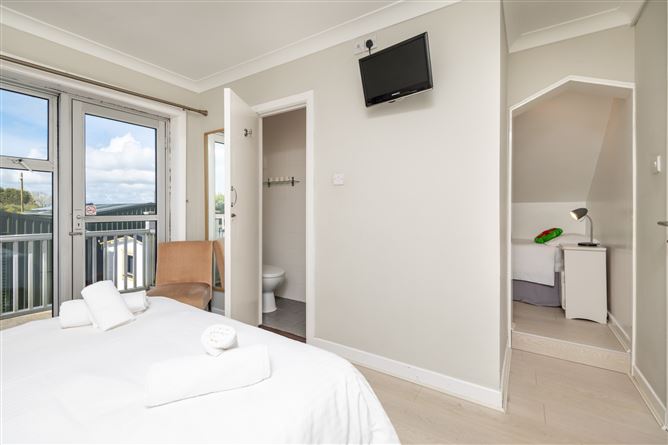 Coral Gables Guesthouse, Ballycowan, Tagoat, Co. Wexford