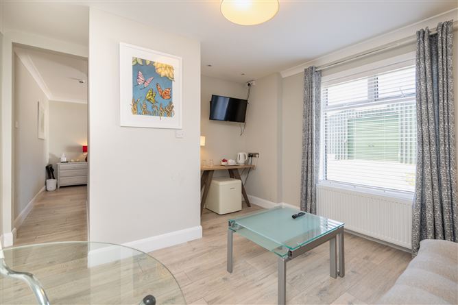 Coral Gables Guesthouse, Ballycowan, Tagoat, Co. Wexford