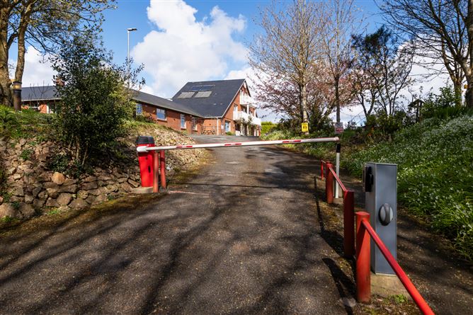 Coral Gables Guesthouse, Ballycowan, Tagoat, Co. Wexford