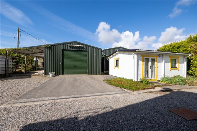 Coral Gables Guesthouse, Ballycowan, Tagoat, Co. Wexford