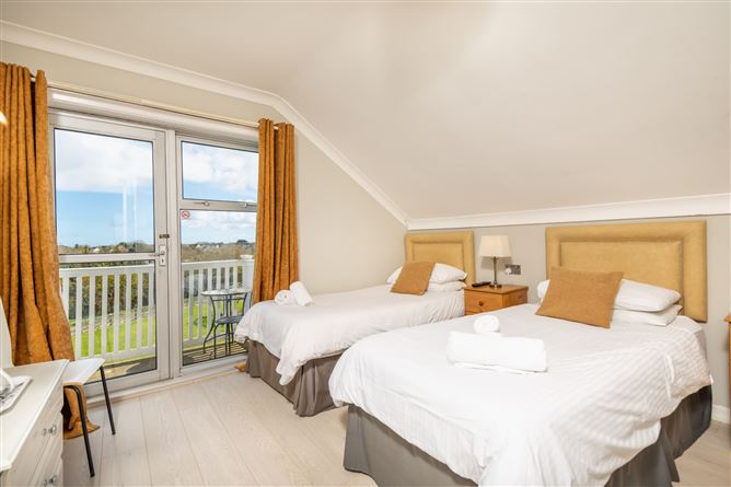 Coral Gables Guesthouse, Ballycowan, Tagoat, Co. Wexford