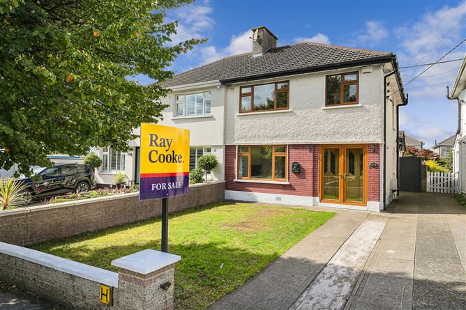 Photo 1 of 33 — 128 Hillcrest Park, Glasnevin, Dublin 11