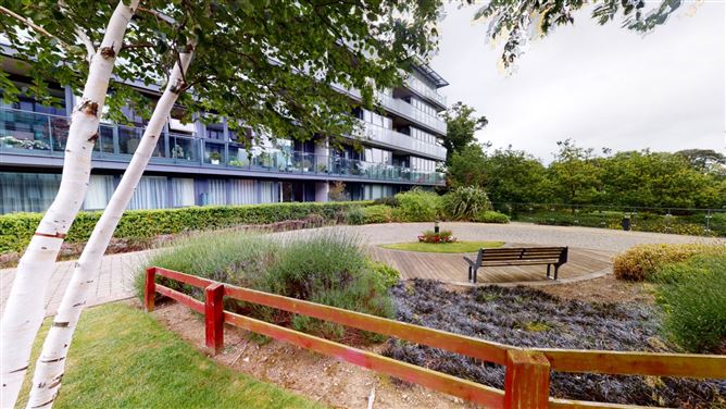 25 Weavers Hall, Levmoss Park, Leopardstown, Dublin 18