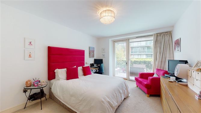 25 Weavers Hall, Levmoss Park, Leopardstown, Dublin 18