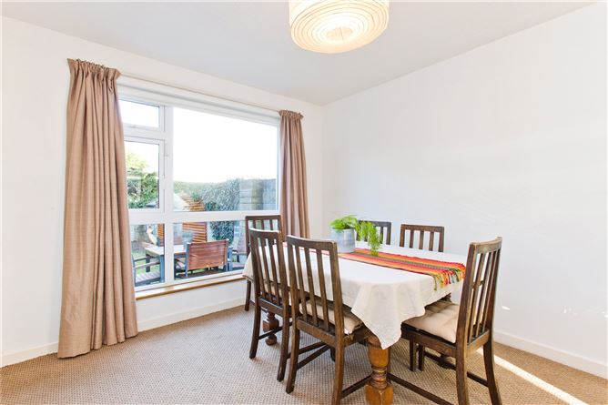 39 Glen Drive, The Park, Cabinteely, Dublin 18