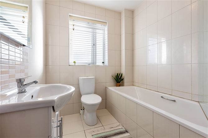 1 Sally Grove, Ballycullen, Dublin 24