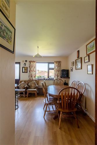 6 Amberley Grove , Grange, Douglas, Cork