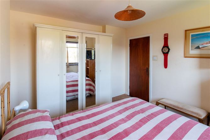 6 Amberley Grove , Grange, Douglas, Cork